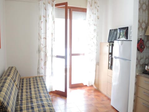 Flat 100mt from the beach with sunny balcony Apartment in Bibione