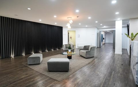 318 Platform Bedford Apartment in Bedford