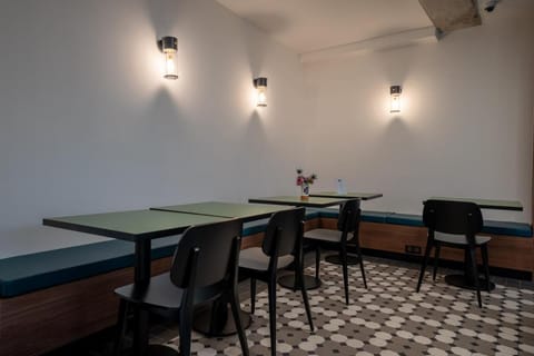 Beau M Paris Hostel in Paris