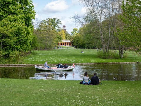 Charming 2 bedroom apartment in Frederiksberg, Copenhagen Apartment in Frederiksberg