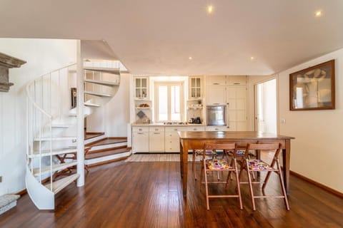 La Porta Rossa by Wonderful Italy Apartment in Varenna