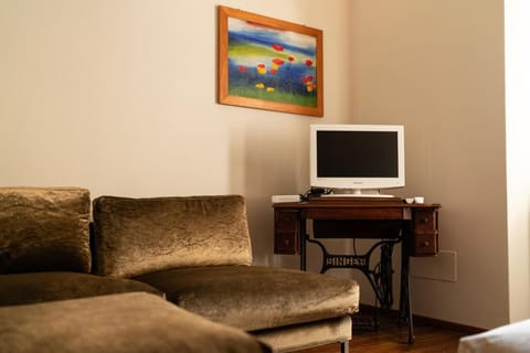 La Porta Rossa by Wonderful Italy Apartment in Varenna