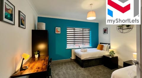 Bramhall House - Contractors or Family Holidays Vacation rental in Cleethorpes