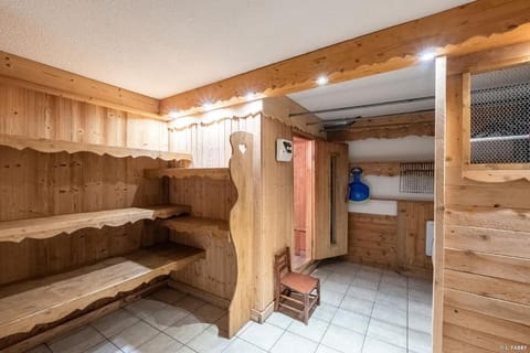 Chalet la Grande Motte Chalet in Champagny-en-Vanoise