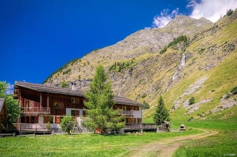 Chalet le Grand Bec Chalet in Champagny-en-Vanoise