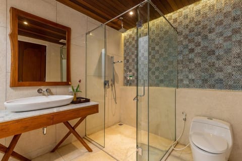 Jimbaran Luxury Boutique 4 BR Pool Villa Villa in Kuta Selatan