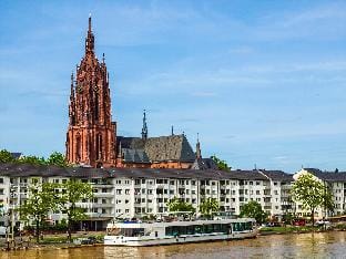 Modernes Hotel an der Messe Vacation rental in Frankfurt