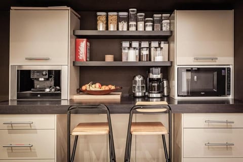 A0)Bright Vintage 65m2 Home Full Kithen @BXLCenter Apartment in Saint-Gilles