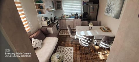 Dvosoban apartman Jadra s 2 kupaonice i 2 klime Apartment in Omiš bus station