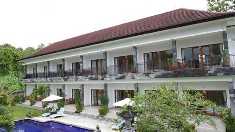 Artaloka Hotel & Restaurant Hotel in Nusapenida