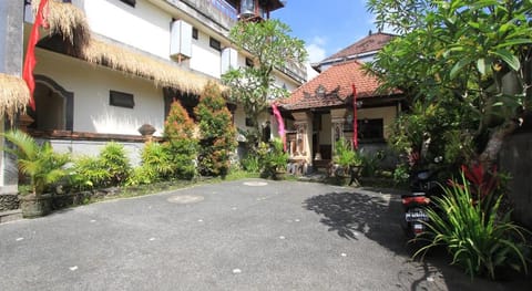 SUARA SIDHI Villa Ubud Bali Hotel in Sukawati
