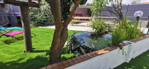 Maison Dco Pop Et Chaleureuse Avec Spa, Sauna Vacation rental in Calais