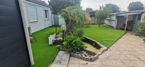 Maison Dco Pop Et Chaleureuse Avec Spa, Sauna Vacation rental in Calais