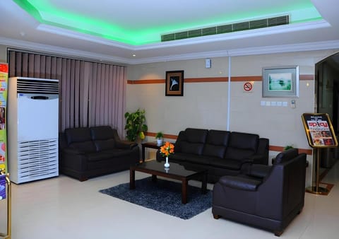 New Royal Palace Hotel Apartment Hotel in Ajman