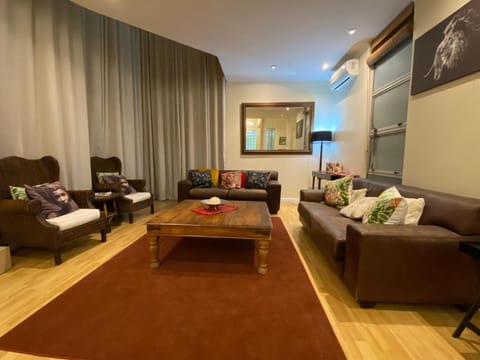 Imany Guest House Bed and Breakfast in Cape Town