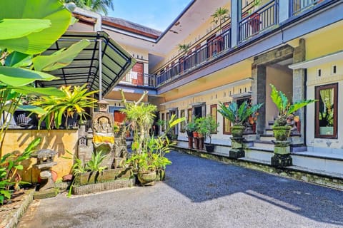 OYO 92438 Nugraha Stay Near Sangeh Monkey Forest Hotel in Abiansemal