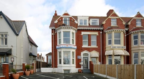 Sandbanks Suite Apartment in Blackpool