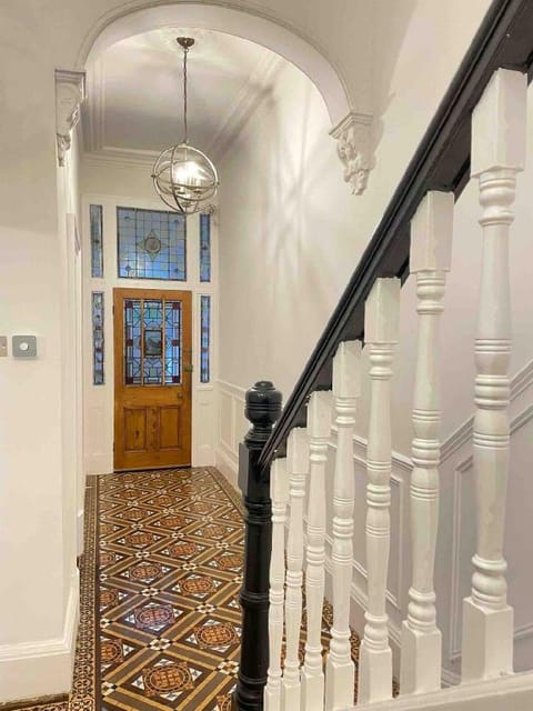 Fayhomes West Midlands Luxury Late 1800 Property Vacation rental in Walsall