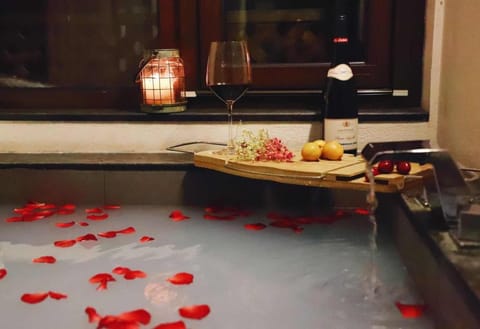 BJ北京呆住幽兰酒店特色庭院房 Vacation rental in Beijing