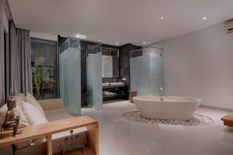 Three Bedroom Canggu Pool Villa Villa in North Kuta