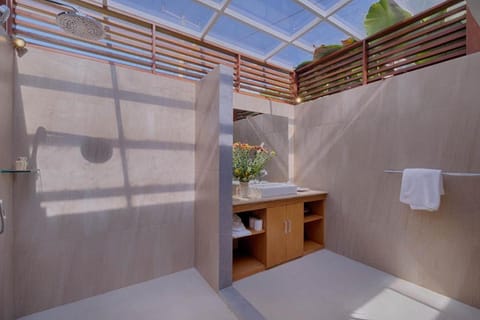 Three Bedroom Canggu Pool Villa Villa in North Kuta