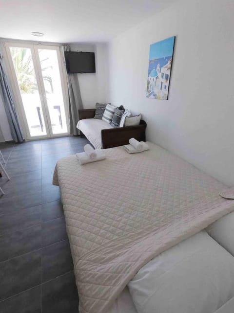 Maisonette 30 meters from Perissa Beach Apartment in Perissa