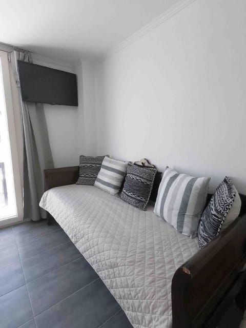 Maisonette 30 meters from Perissa Beach Apartment in Perissa