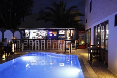 Maisonette 30 meters from Perissa Beach Apartment in Perissa