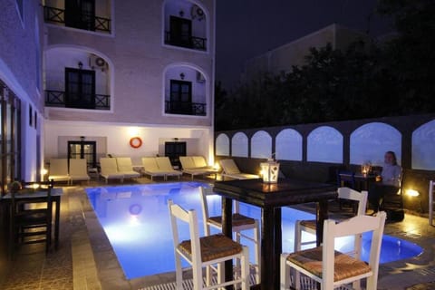 Maisonette 30 meters from Perissa Beach Apartment in Perissa