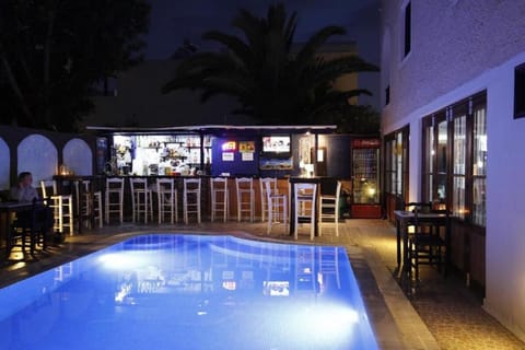 Deluxe Double Room 30 meters from Perissa Beach Apartment in Perissa