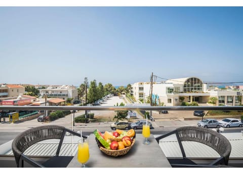 Jacuzzi Luxury Suite Sea View by Delfus Apartment in Agia Marina