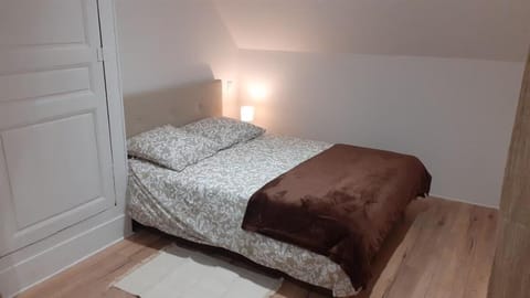 Charmant studio en plein centre de Montoire Apartment in Centre-Val de Loire