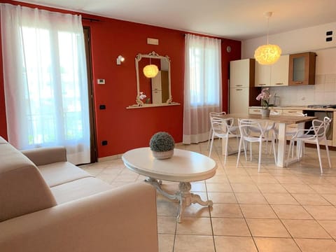 Casa Ulivi Rosso Apartment in Desenzano del Garda