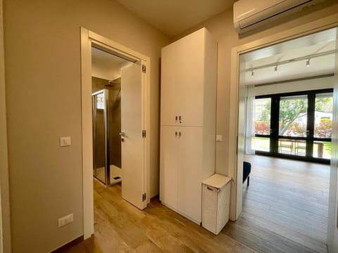 Beachside villa with private garden Villa in Porto Santa Margherita