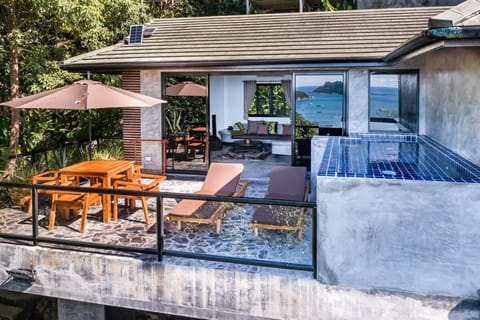 BlueView Villa, Amazing 3-Bedroom, Sea View Villa, Villa in Ko Tao