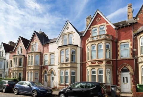 City View - Pet Friendly - City center Dyzyn Vacation rental in Cardiff