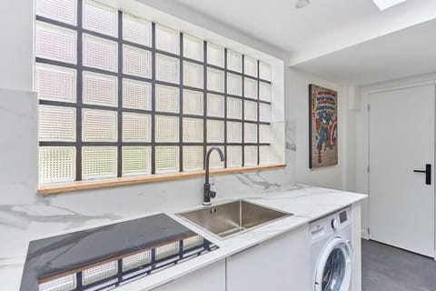 Apartment Loft Père Lachaise by Studio prestige Apartment in Paris