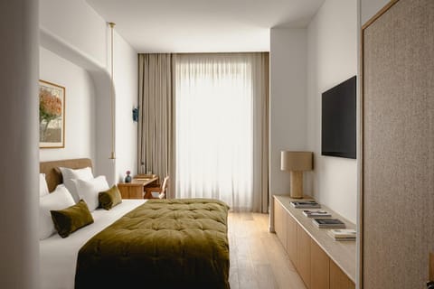 1.75 Paris La Source Apartment in Paris