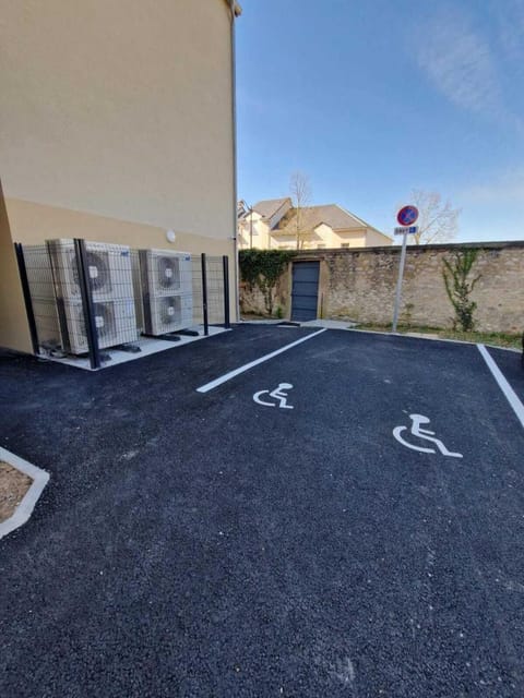 Résidence La Pyro Apartment in Bourges