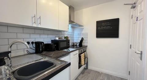 Modern 1 bed studios for comfy stay in Preston Apartment in Preston