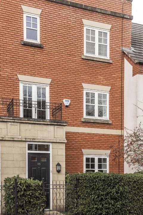 Upton Grange Town House Vacation rental in Chester