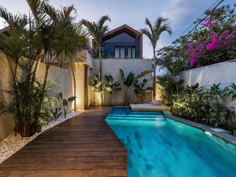 Blacksand Villas Canggu Hotel in North Kuta