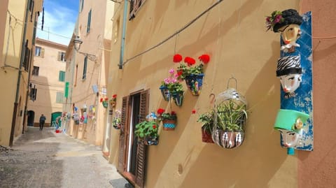 Welcomely - Santa Chiara Apartment in Alghero
