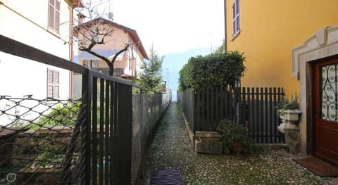 Piazza Campidoglio 3 Apartment in Lenno