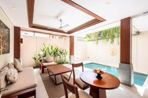 Cozy 1BR Private Pool with Villa  #M8 Villa in Sukawati