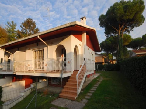 Beautiful and comfortable villa with garden and close to the beach Vacation rental in Bibione