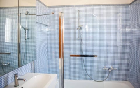 Family Villa Hera With Sea View Villa in Panormos in Rethymno