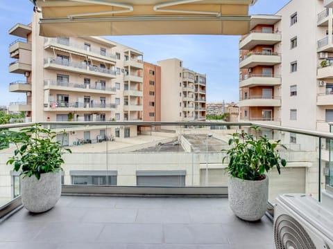 Sanders Old Port - Humble 1-Bdr Apt w Balcony Apartment in Thessaloniki