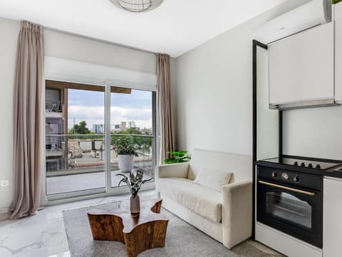 Sanders Old Port - Charming 1-Bdr Apt w Balcony Apartment in Thessaloniki