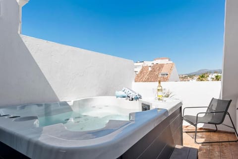 Lovely penthouse near the Marina Ref M15 Apartment in Estepona